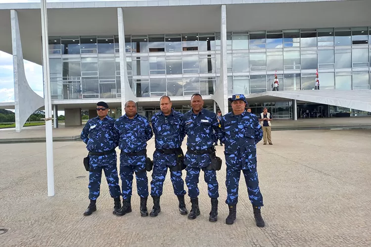 Brumado: Guardas Municipais participam da 18ª Marcha Azul Marinho em Brasília