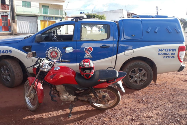 Motocicleta furtada é recuperada pela polícia em Barra da Estiva