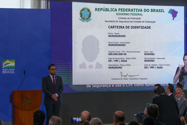 Governo lança carteira nacional de identidade com registro único