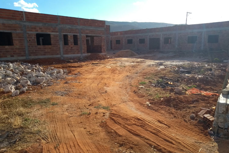 Brumado cumpre sua parte na permuta com construção da base do Núcleo Regional de Saúde