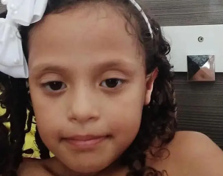 Menina de 10 anos é morta a facadas e tem corpo jogado em terreno baldio em Juazeiro