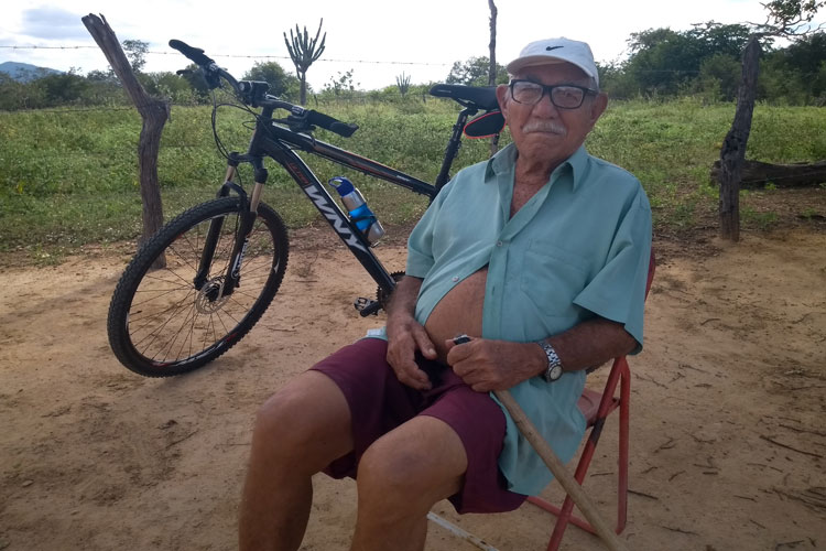 Pedal na Roça: Aos 99 anos, seu Lindauro convive com o desafio da seca na comunidade Jatobá