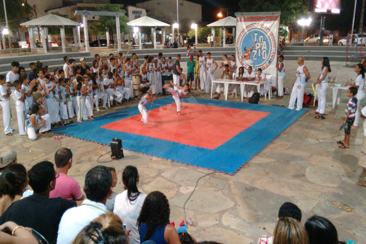 Grupo Topázio realiza a V Copa Capoeira Fight em Brumado