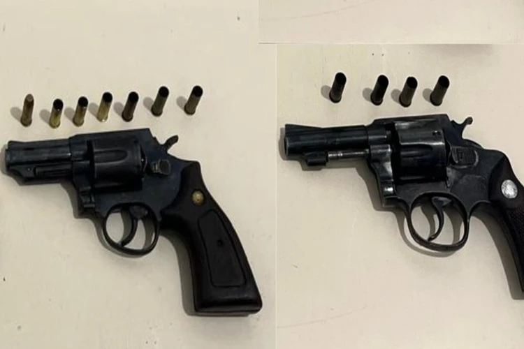 Dois suspeitos morrem e Rondesp apreende armas e drogas em Vitória da Conquista