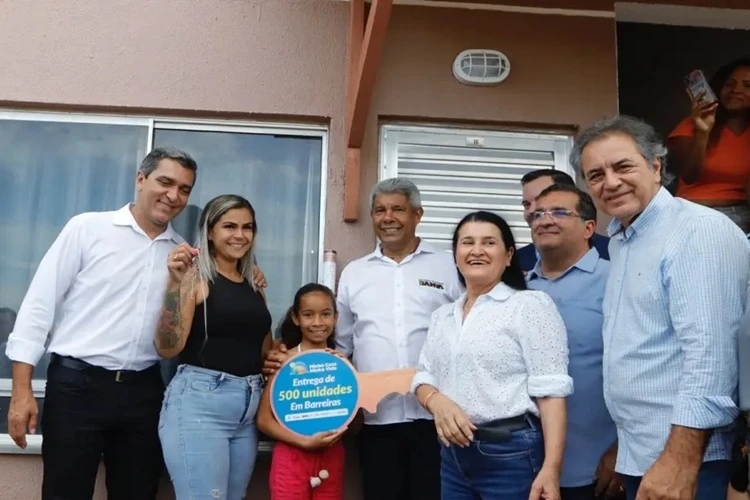 Jerônimo Rodrigues entrega 500 moradias do Minha Casa, Minha Vida em Barreiras
