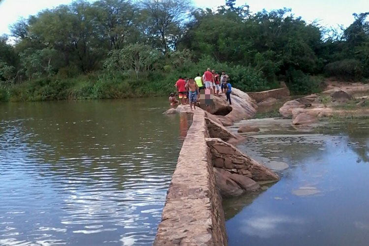 Adolescente morre afogado em barragem no Distrito de Sussuarana em Tanhaçu