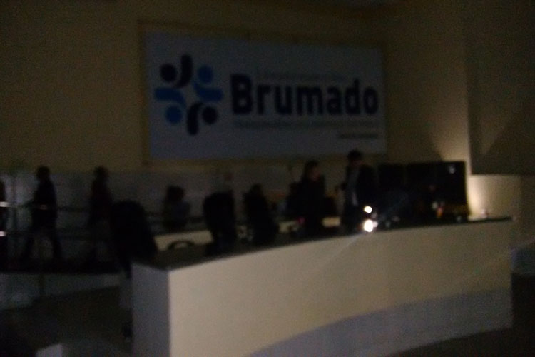 Apagão interrompe sessão da Câmara de Brumado