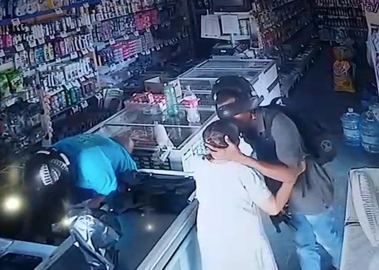 Assaltante que beijou idosa durante roubo a comércio é preso no Piauí