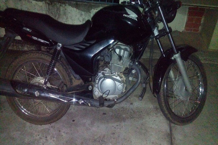 Brumado: Polícia recupera moto roubada de proprietário que foi baleado durante ação