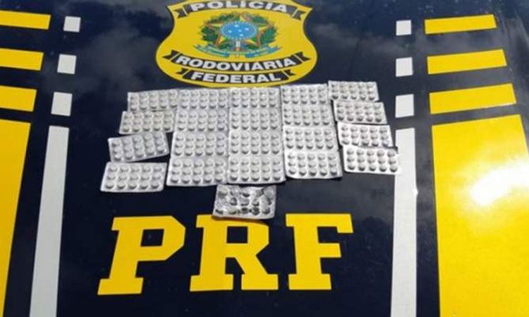 Conquista: PRF prende em flagrante falso ambulante com comprimidos de anfetamina nas 'partes íntimas'