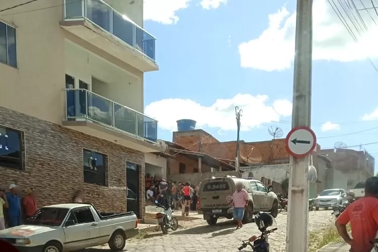 Homem é morto a tiros quando saía de sua residência em Igaporã