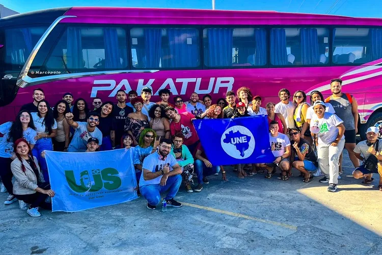 Brumadenses participaram do 59º Congresso da União dos Estudantes em Brasília