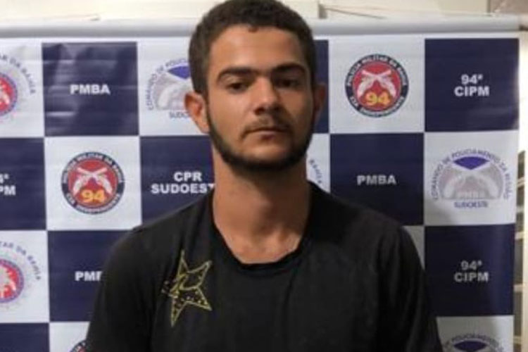 Suspeito de matar jovem em Caetité é preso e diz que vendeu motocicleta e arma do crime em Brumado