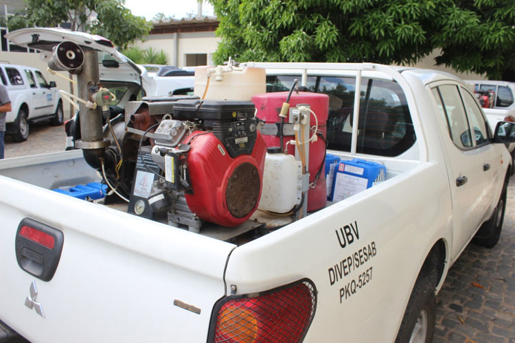 Guanambi: Carro fumacê reforçará combate ao mosquito aedes aegypti na sede e zona rural