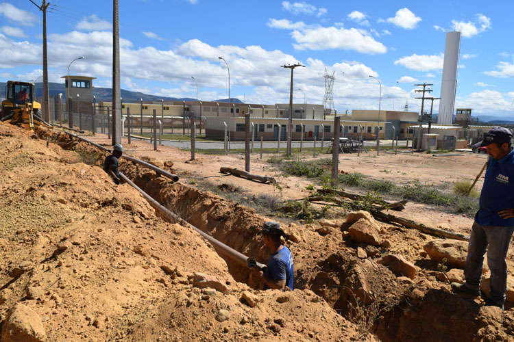 Embasa conclui instalação da canalização de água para o presídio de Brumado