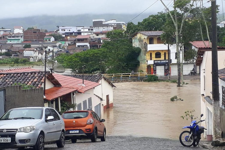 Alagamentos causados pela chuva afetam mais de duas mil pessoas em Ibicuí