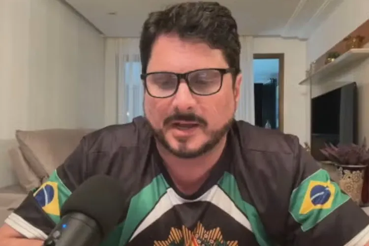 Senado oficializa afastamento de Marcos do Val