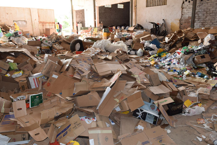 Sem apoio da prefeitura, Cooperativa de Recicláveis de Brumado pode encerrar atividades