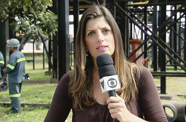 Repórter de afiliada da TV Globo é roubada em evento com políticos