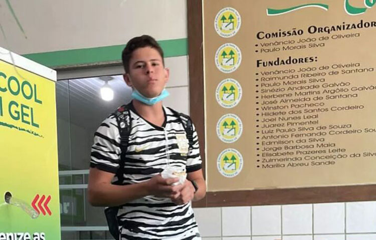 Adolescente morre após ser baleado em jogo de roleta russa em Santo Antônio de Jesus