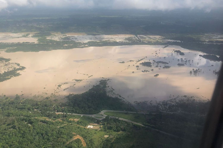 Após chuvas, Vale dos Búfalos fica submerso em Porto Seguro