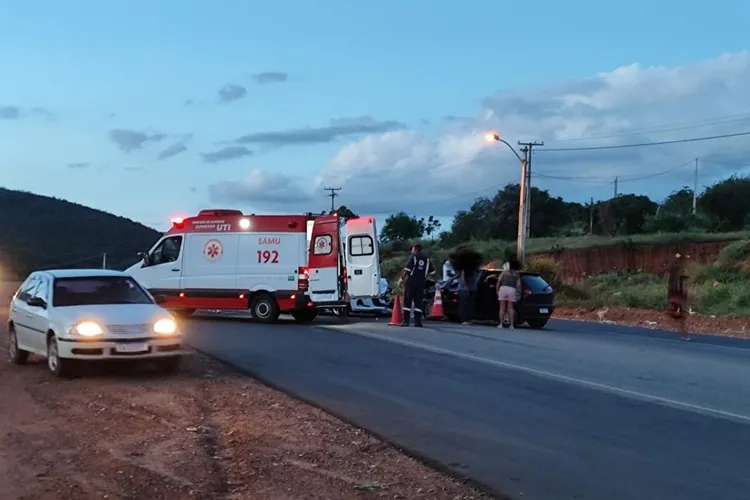 Motorista morre após colisão entre dois veículos na BA-148 em Brumado
