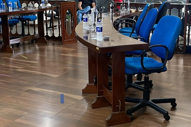 Falta de quórum adia votação de veto às emendas da LOA 2026 em Macaúbas