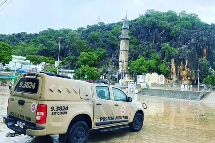Mulher denuncia ameaça com arma branca em Bom Jesus da Lapa