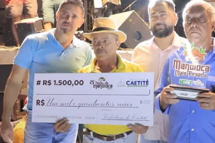 Prefeitura não paga R$ 1,5 mil a vencedor de concurso de festa tradicional em Caetité