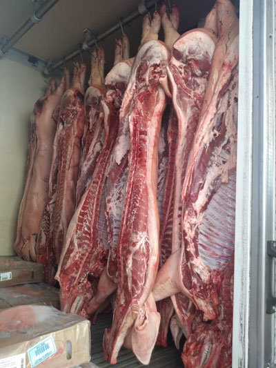 Brumado: PRE apreende caminhão com 3 toneladas de carne sem nota fiscal