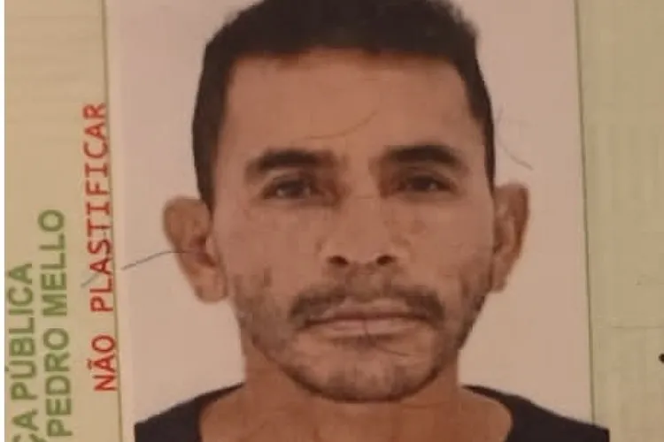 Carinhanha: Homem é encontrado morto com queimaduras no rosto e braços