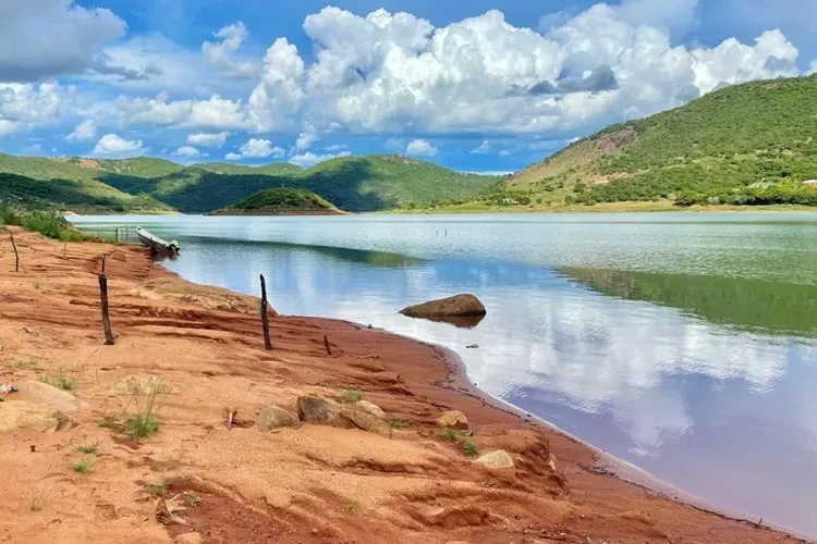 Guanambi: Baixo volume na barragem em Ceraíma afeta abastecimento e produção rural