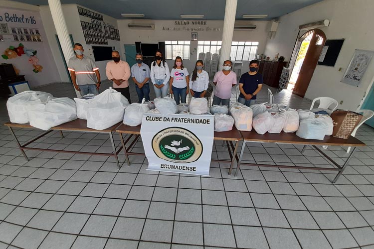 Brumado: Aliança Sertaneja e VLI somam esforços na fabricação de máscaras a serem doadas a instituições