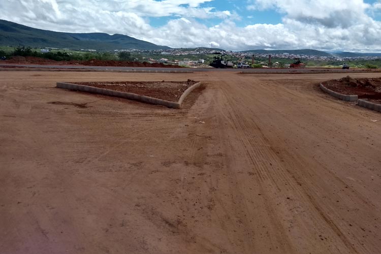 BR-030: Obras de melhorias de acesso ao anel rodoviário devem ser concluídas essa semana em Brumado