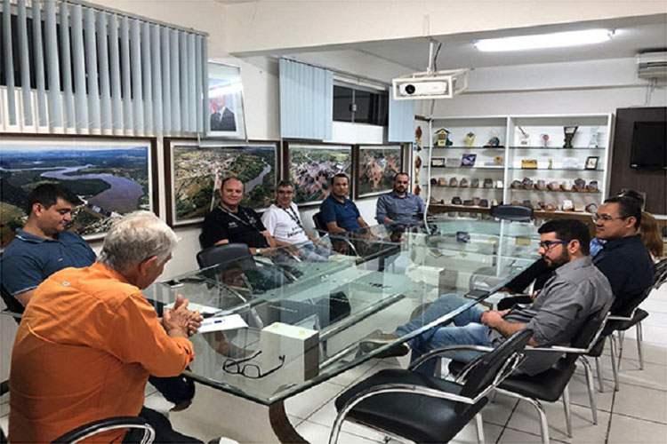 Brumado: Prefeitura e empresas se reúnem em busca de parcerias para a instalação do Corpo de Bombeiros