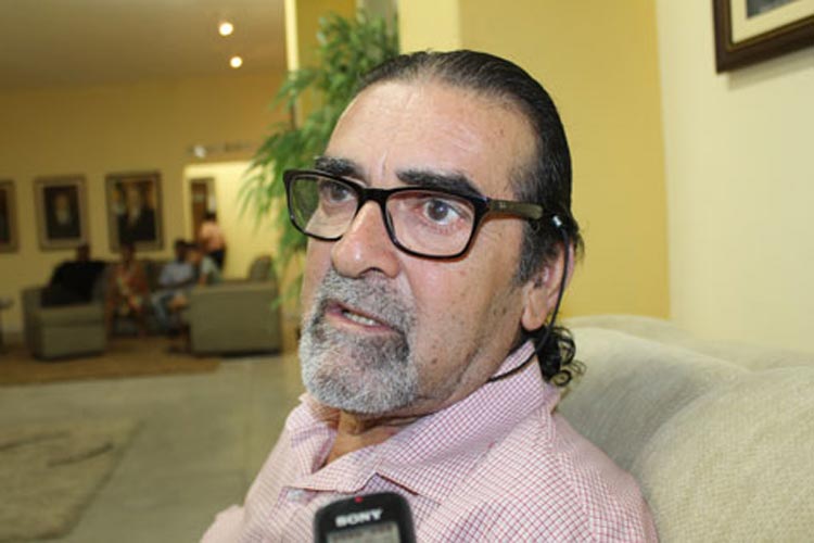 Brumado: Coronavírus impede família de prestar último adeus a Moraes Moreira