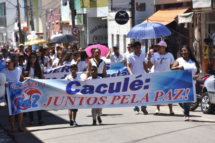 População de Caculé se une em movimento pela paz após aumento da criminalidade