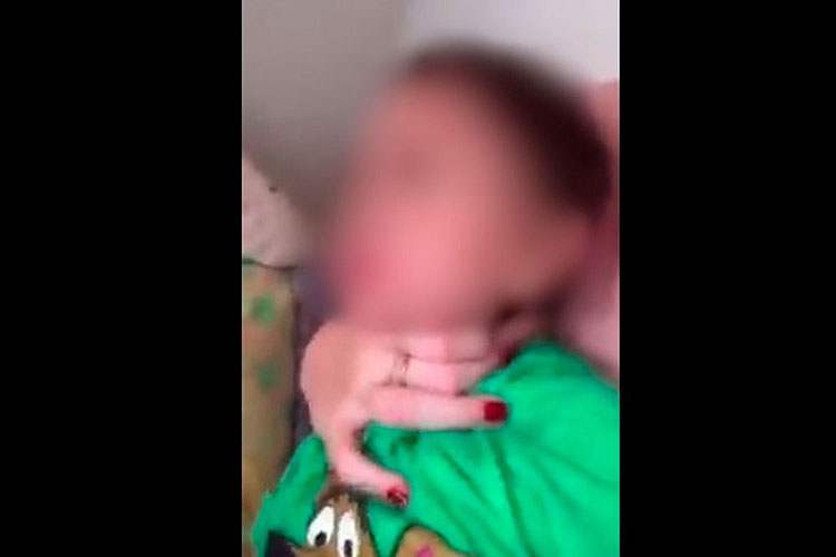 Mãe grava vídeo enforcando filho e manda para o pai no interior de Minas Gerais