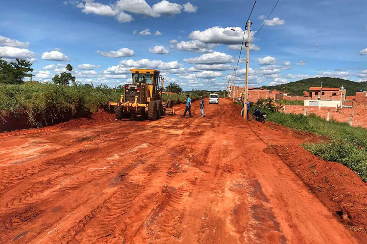 Iniciada pavimentação asfáltica no Bairro São José em Caculé