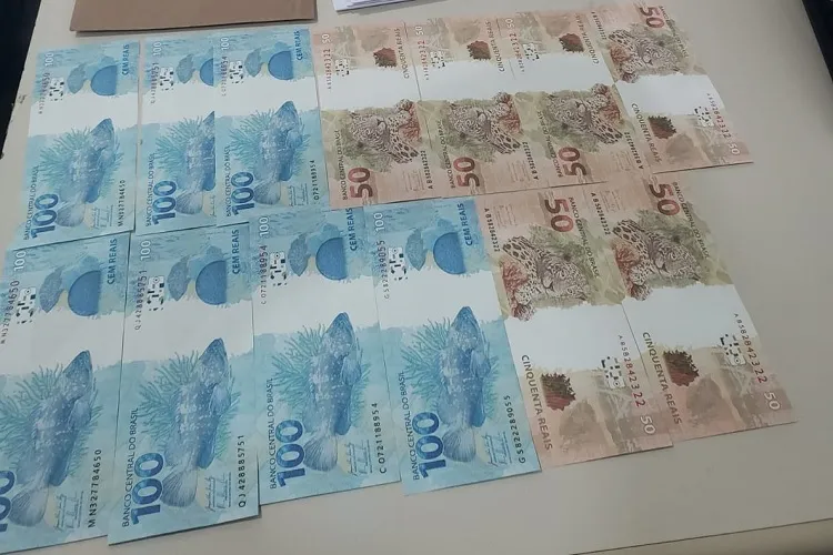 Brumado: Polícia Civil intercepta nos Correios R$ 1 mil em notas falsas compradas via internet