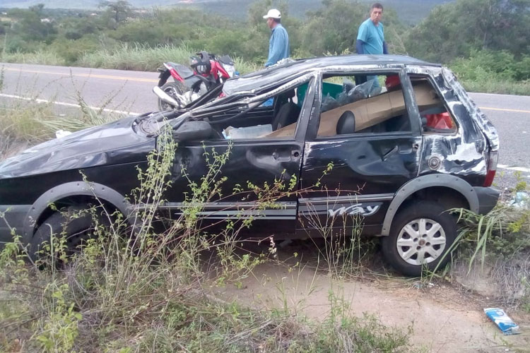 Brumadense capota veículo na BA-148, no trecho entre Abaíra e Jussiape