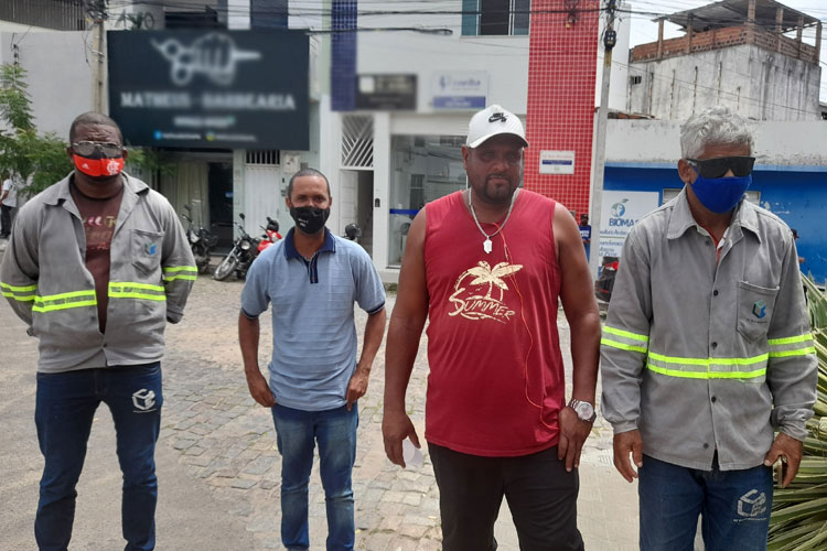 Brumado: Operários de terceirizada da Coelba protestam cobrando vencimentos atrasados