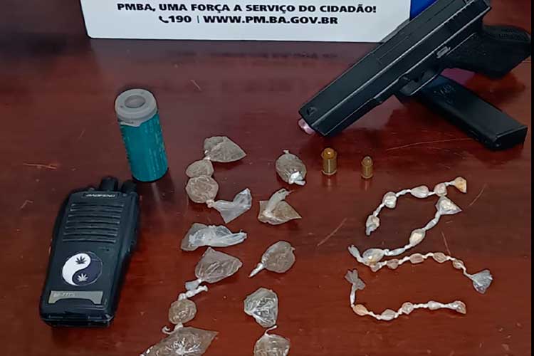 PM apreende drogas e simulacro de arma de fogo durante rondas na zona rural de Ibicoara