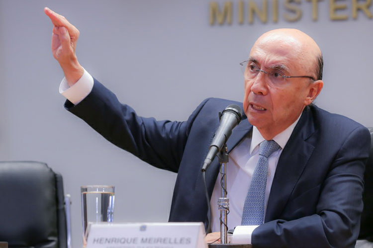 Brasil pode crescer 4% dentro de três anos, diz Henrique Meirelles