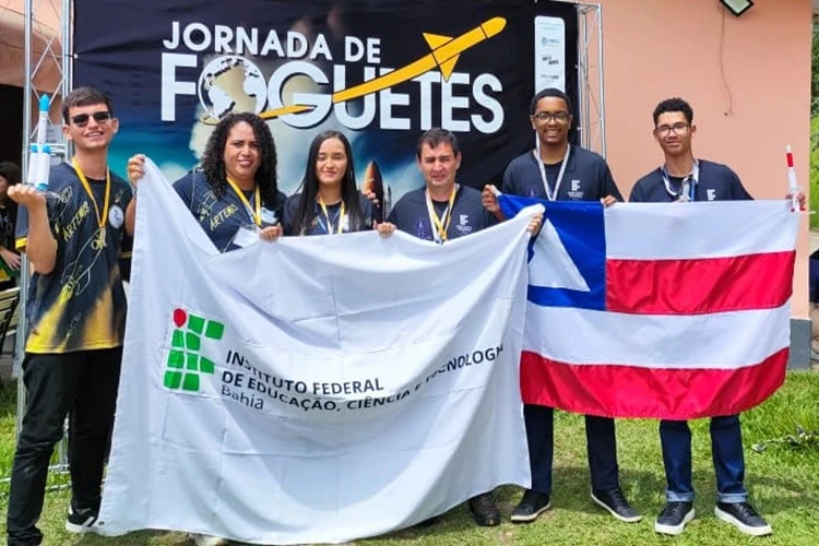 Brumado: Ifba conquista Jornada Nacional de Foguetes com aluna com deficiência visual