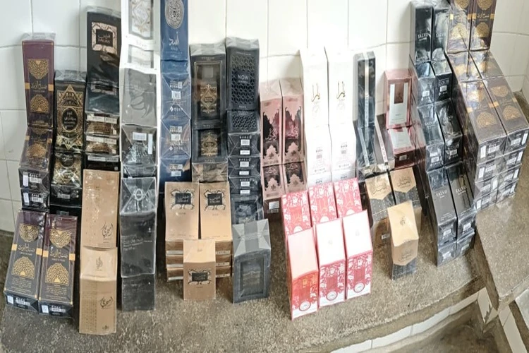 CIPRv apreende perfumes importados sem nota fiscal em ônibus em Brumado