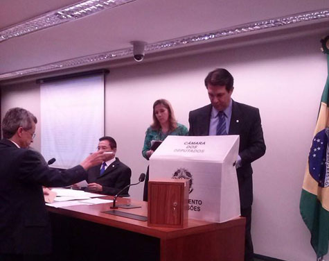 Arthur Maia é reeleito presidente da Comissão do Novo Código Comercial