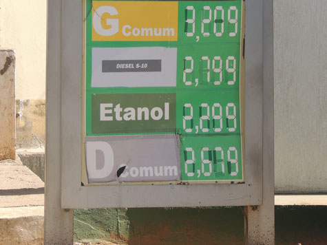 Brumadense paga caro pela gasolina
