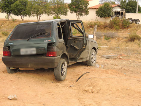 Brumado: Açougueiro fica gravemente ferido após colisão entre carro e moto na BR-030