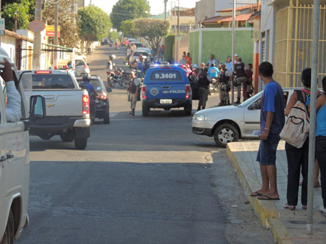 Brumado: Polícia intensifica ações do Pacto pela Vida com blitz